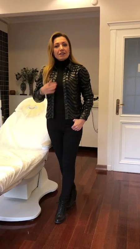 Dr. Nazan Karabulut