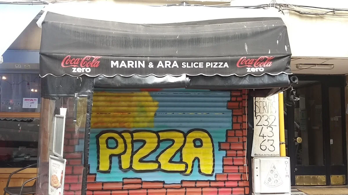Marın & Ara Slıce Pızza