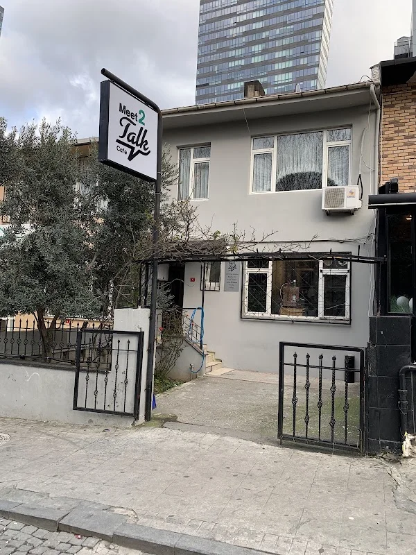 Meet 2 Talk Cafe Mecidiyeköy