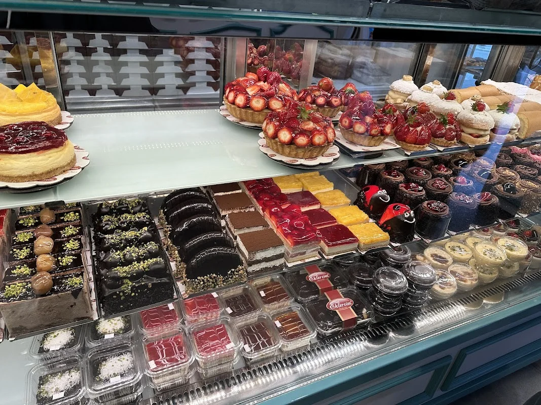 Eklercim Pasta Cafe