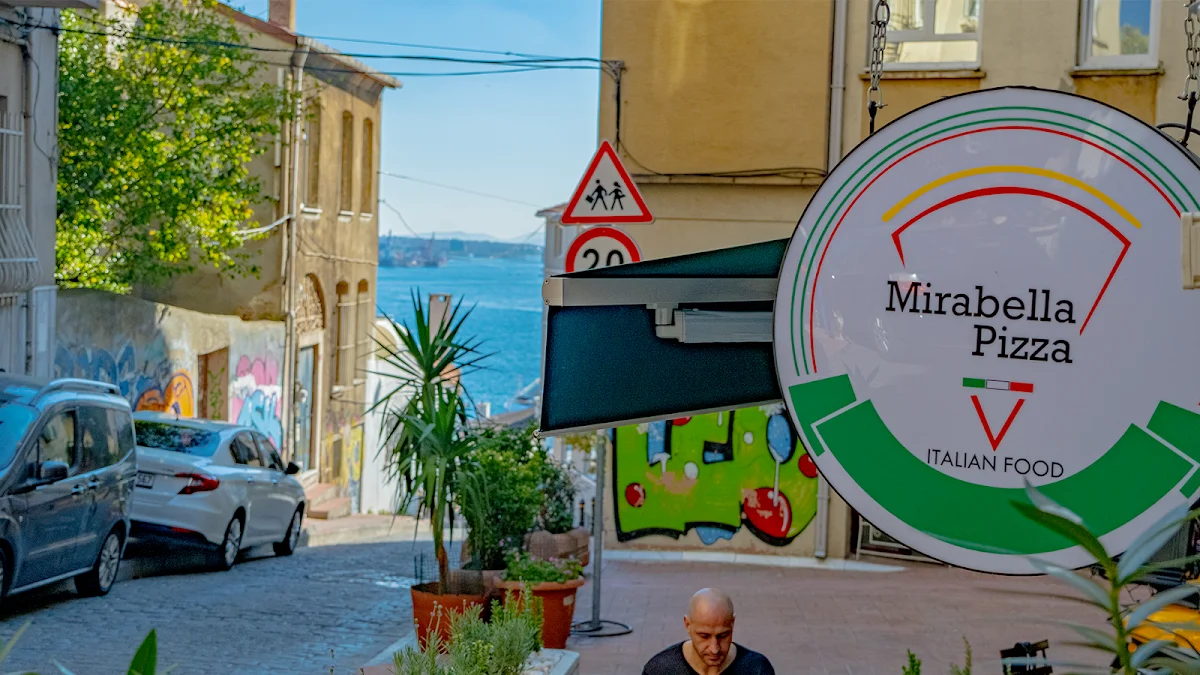 Mirabella Pizza