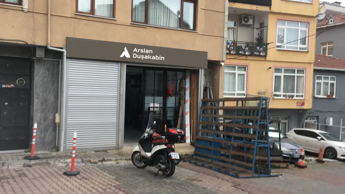 Arslan Duşakabin Sineklik