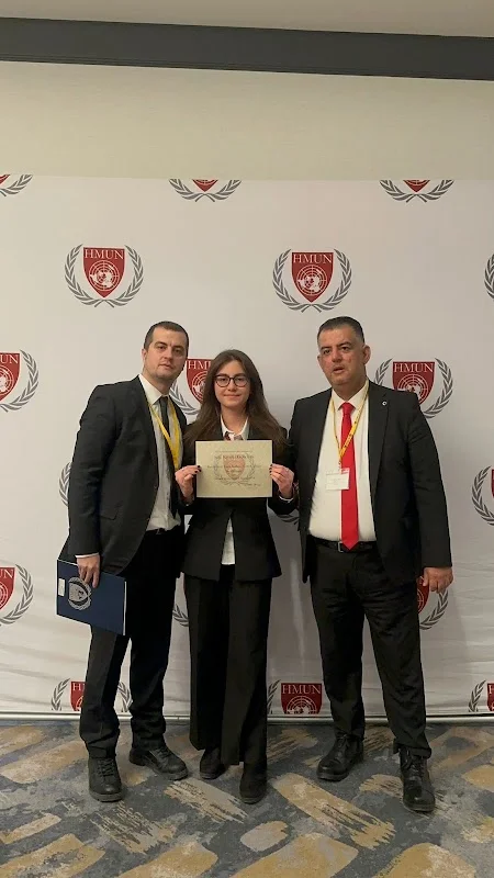 Cern Koleji Zincirlikuyu Anadolu Lisesi - Şişli, İstanbul