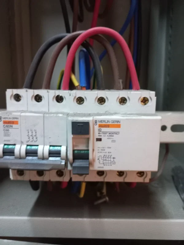 Serdar Usta – Elektrik ve Su Tesisatı Montaj