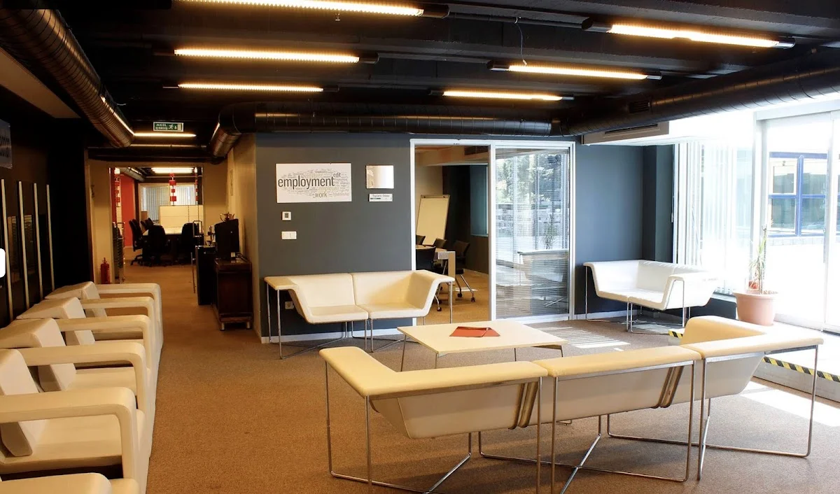 Dersflix Şişli Bolkan Center - VIP Butik Dershane Değil Özel Dersle YKS Hazırlık - Şişli, İstanbul