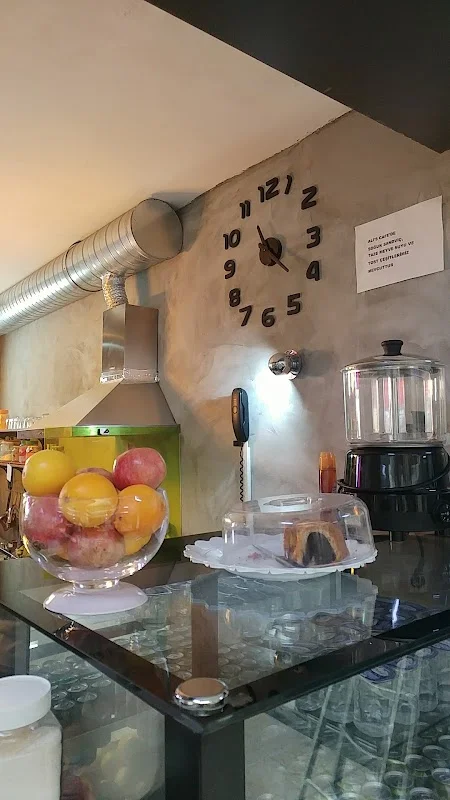 Ali's Cafe