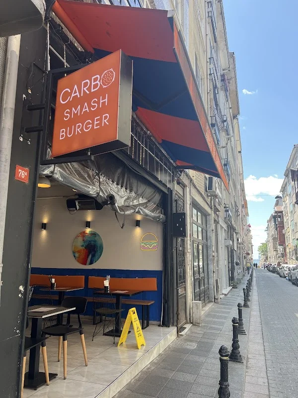 Carbo Smash Burger