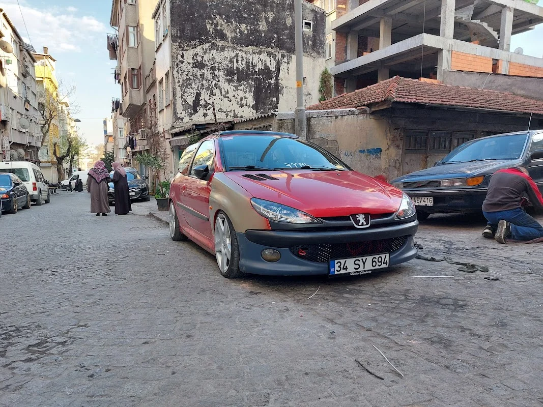 Demirbilek Oto Tamir Ve Bakım Servis - Fatih, İstanbul