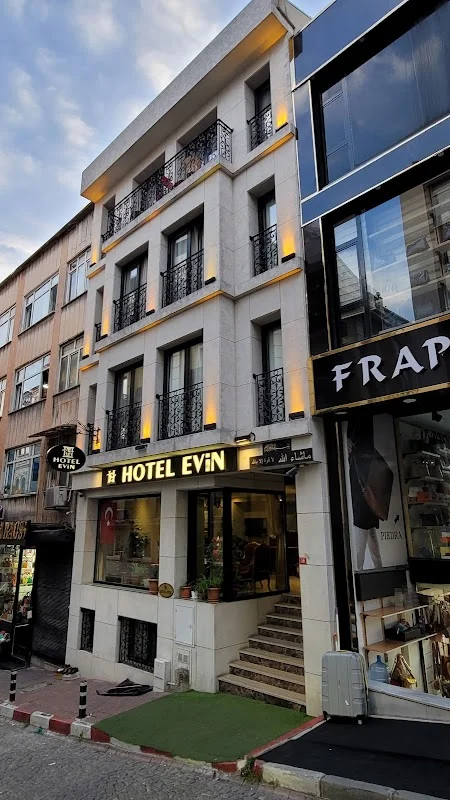 Hotel Evin