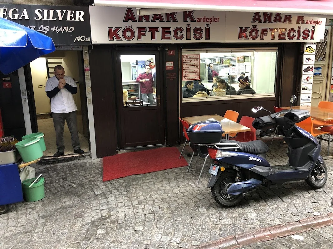 Çemberlitaş Kardeşler Köftecisi