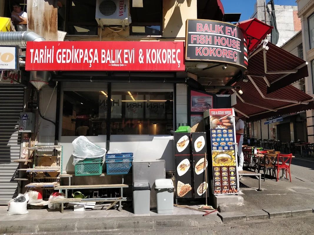 Tarihi Gedikpaşa Kokoreç Balık Cağ Kebap
