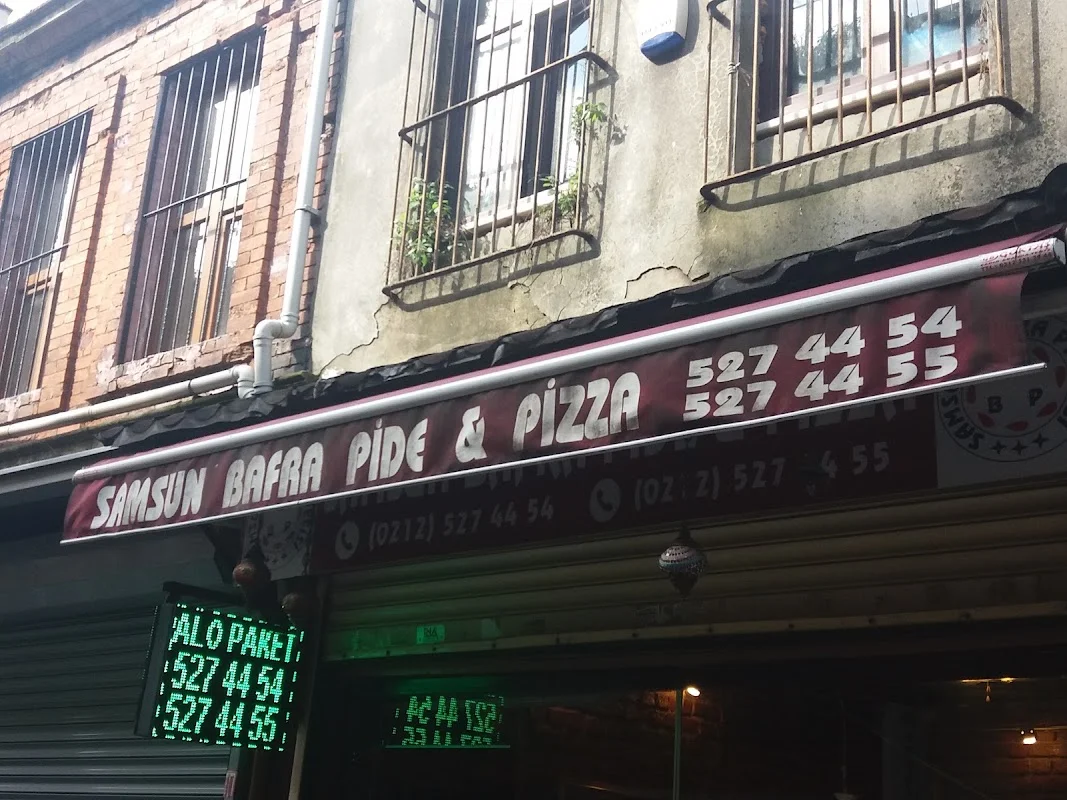 Bafra pidepizza börek saolonu