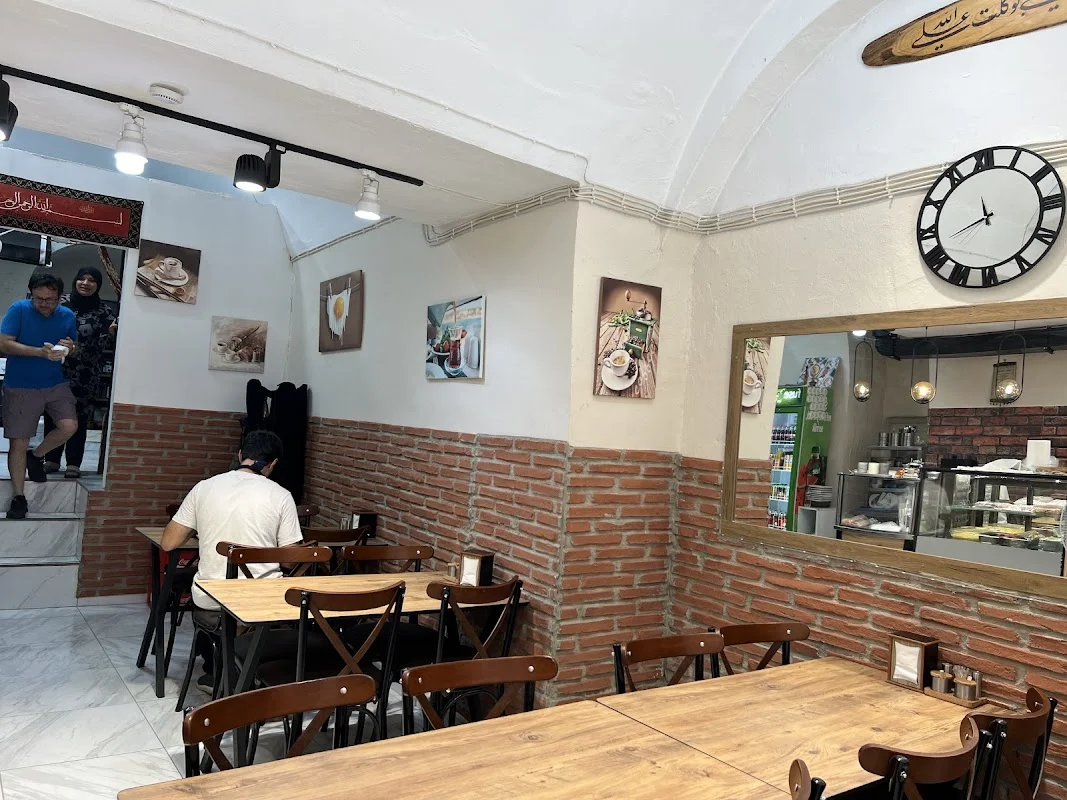 Tarihi büyük yeni han köftecisi