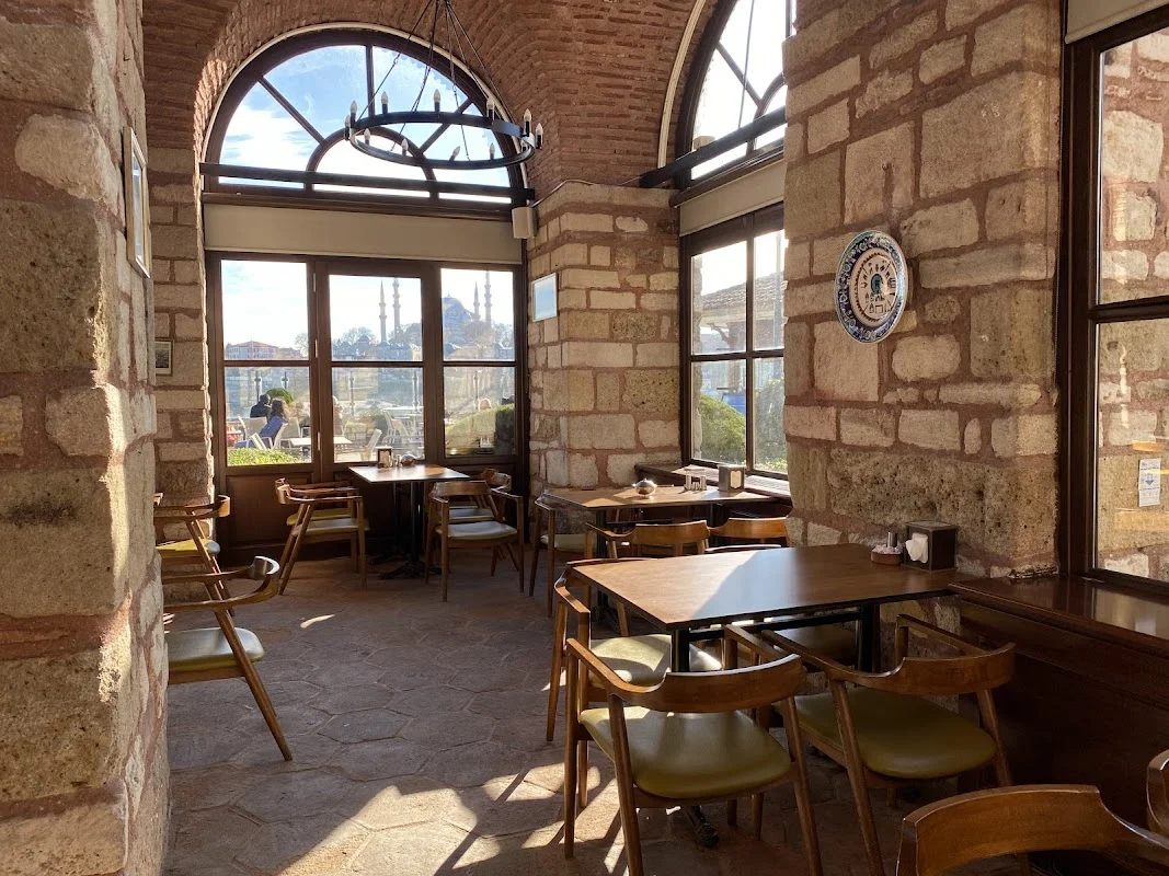 Fatih Beledyesi Zeyrek Cafe