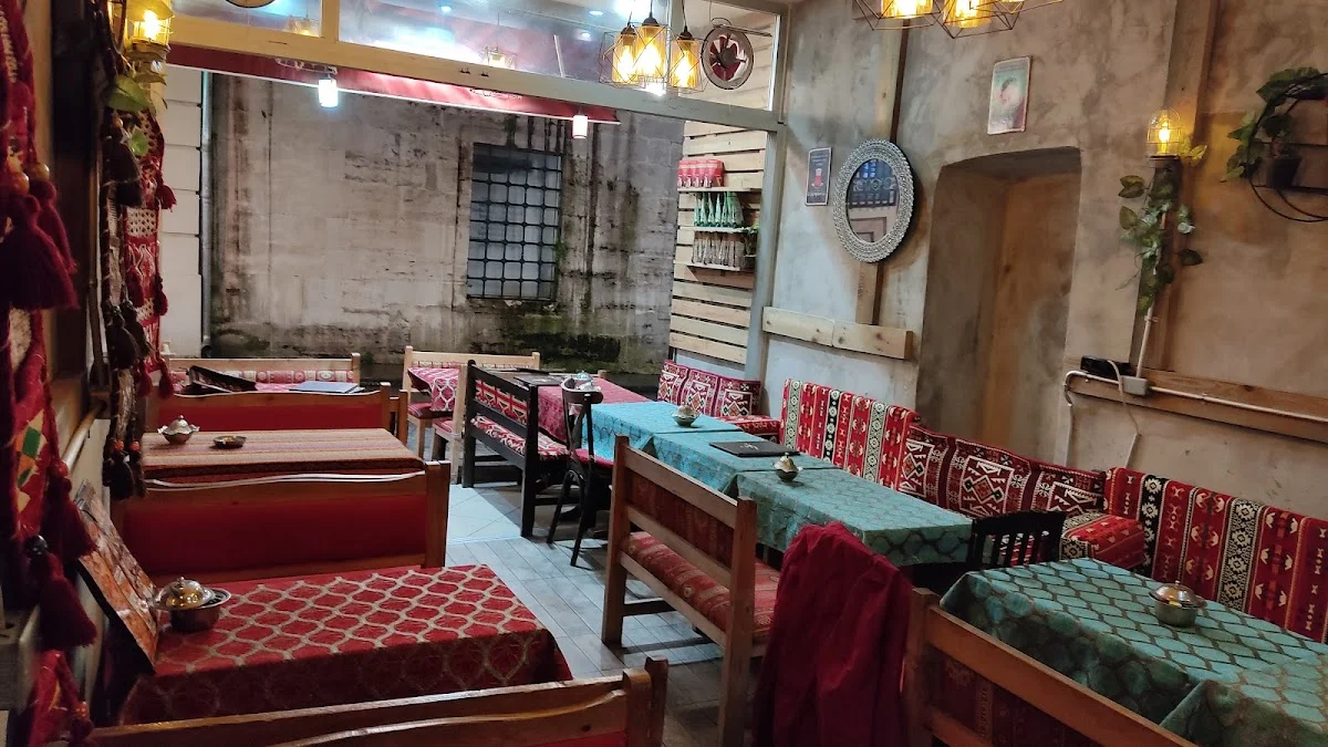 Elmalar Nargile Cafe