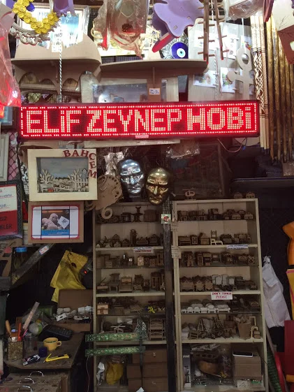 Elif & Zeynep Ahşap Ev Gereçleri ve Hediyelik Eşya