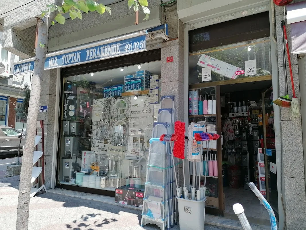 Lacivert Yapı Malzemeleri