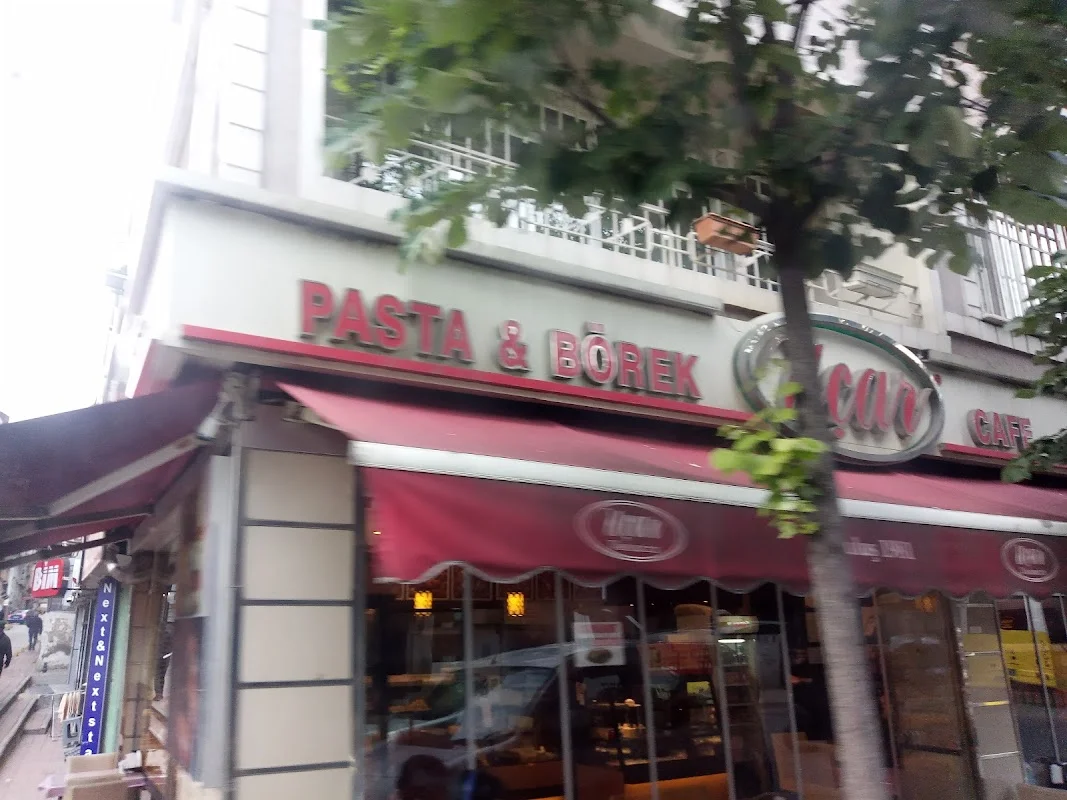 Uçar Pasta & Börek