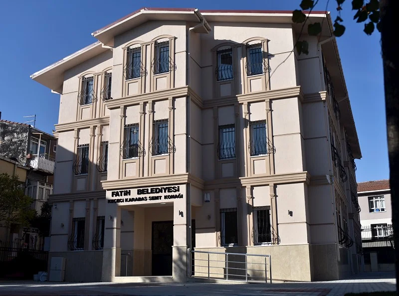 Fatih Belediyesi Keçeci Karabaş Bilgi Evi , Semt Konağı ve Çok Amaçlı Salon