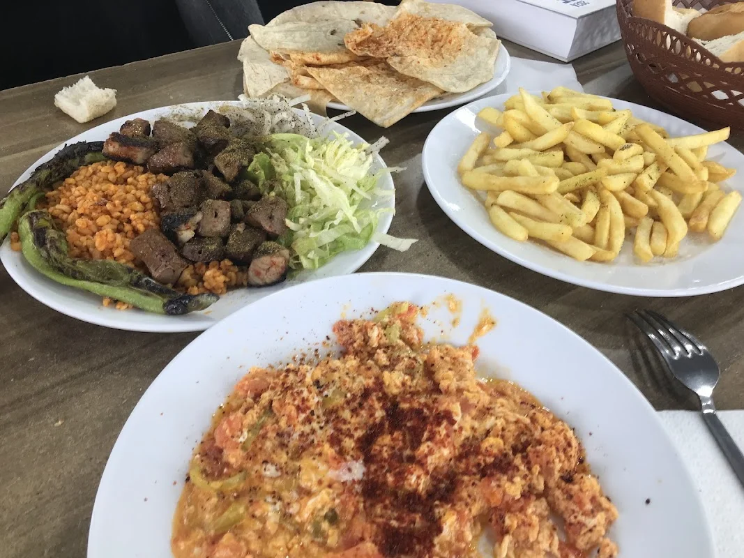 Moreno Cafe & Restaurant