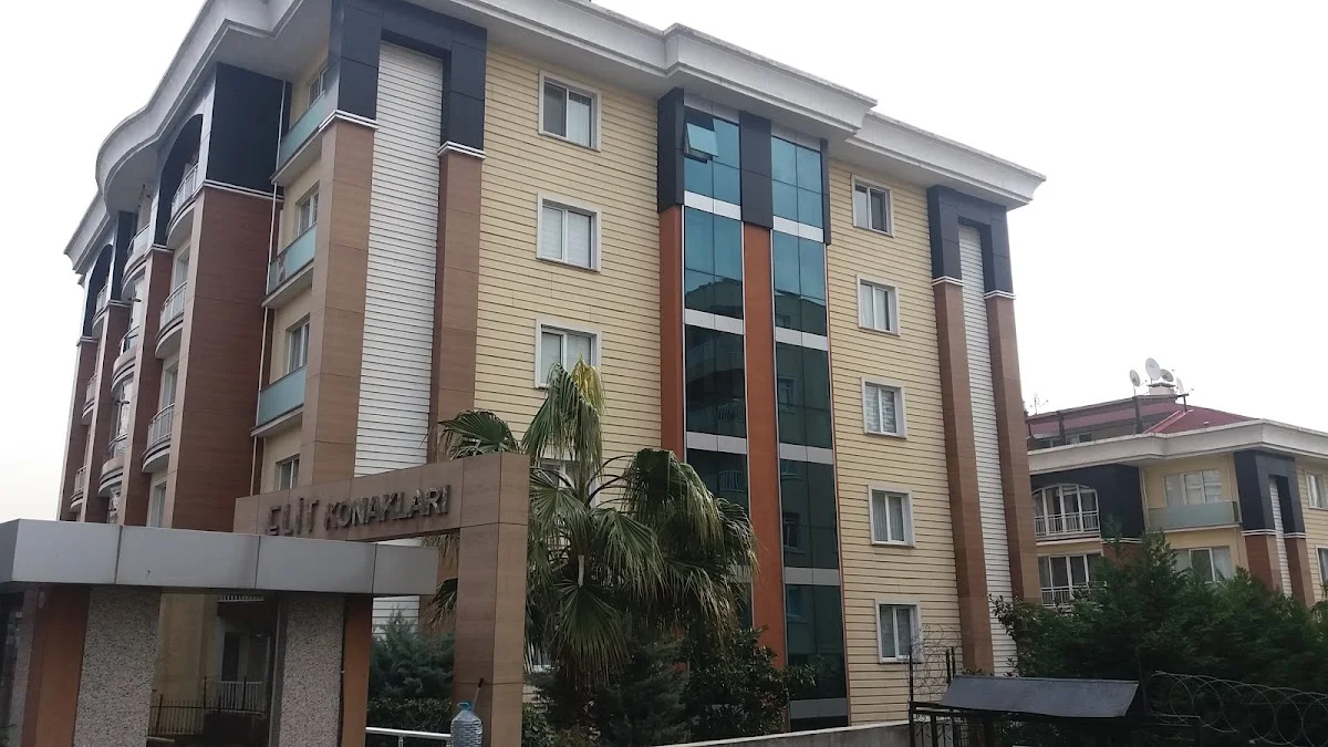 Elit Konakları