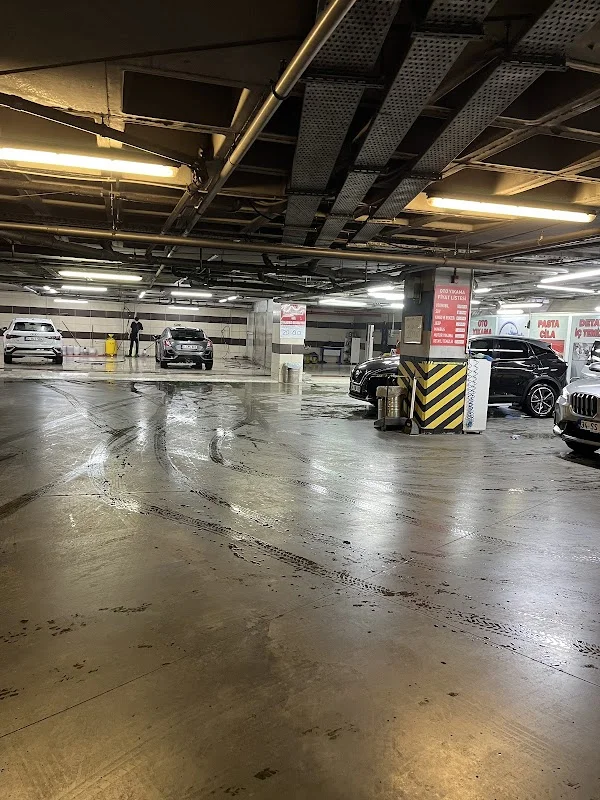 Mcar Oto Yıkama ve Kuaför