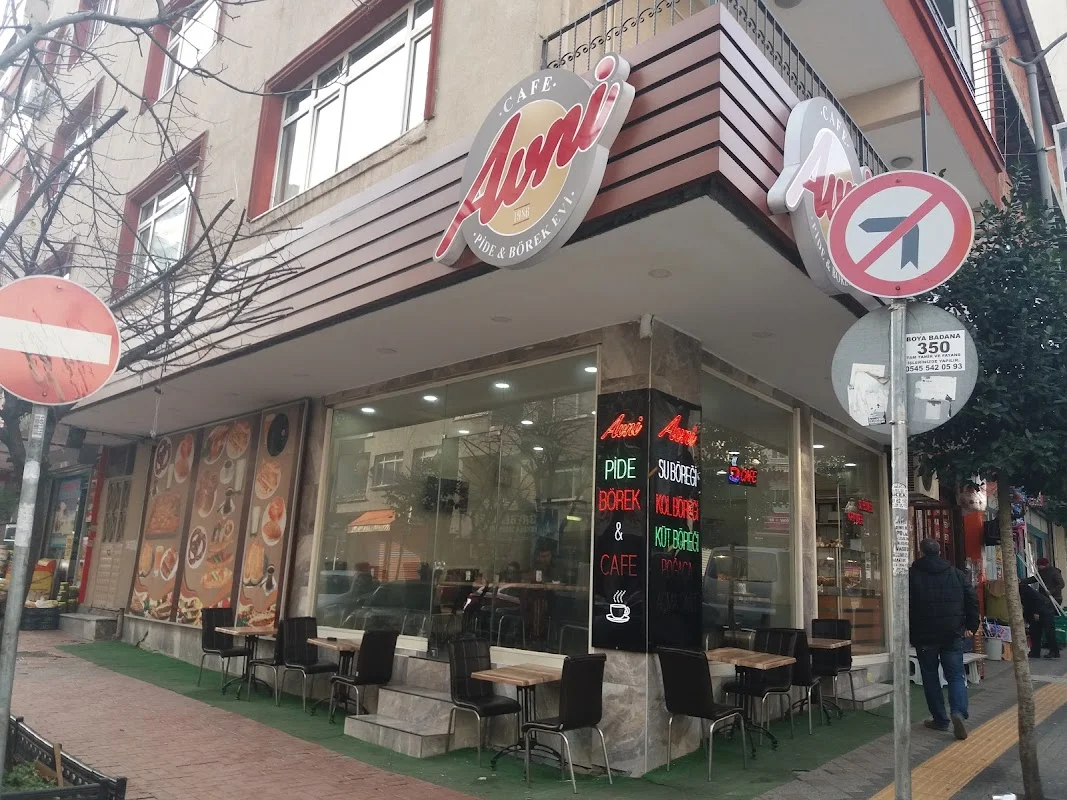 AVNİ PİDE & BÖREK EVİ