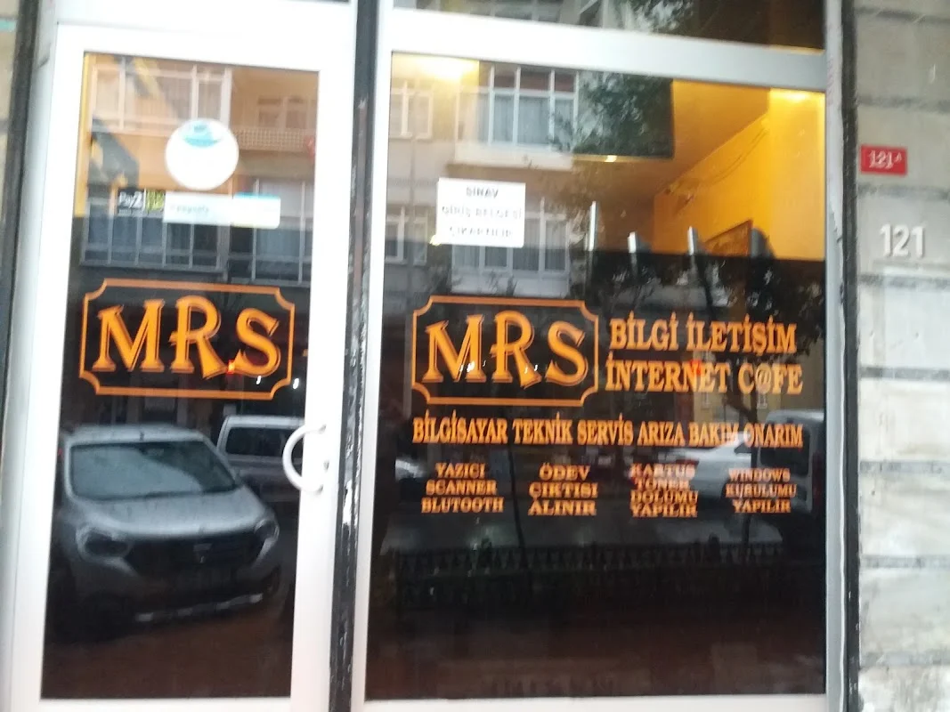 MRS internet C@fe