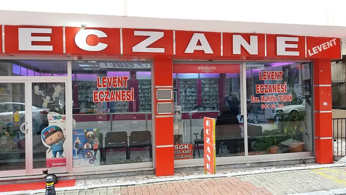Levent Eczanesi