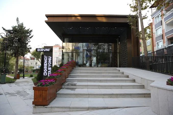 Biruni Öğrenci İstasyonu