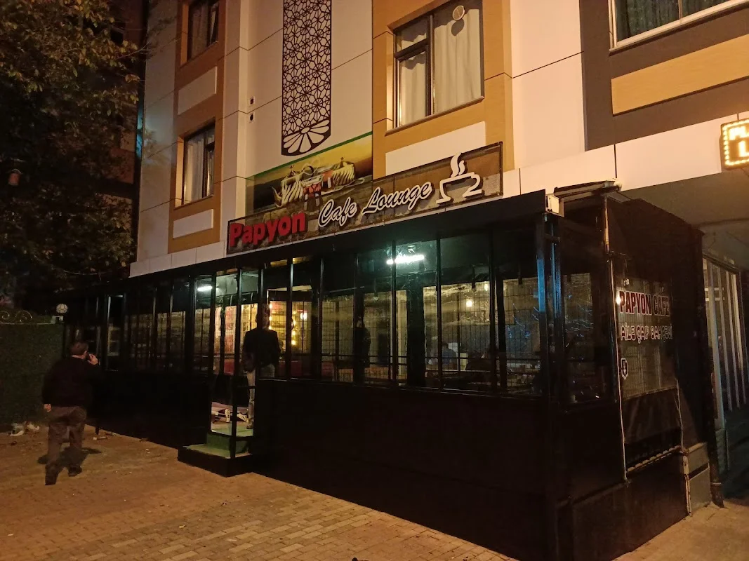 Papyon cafe