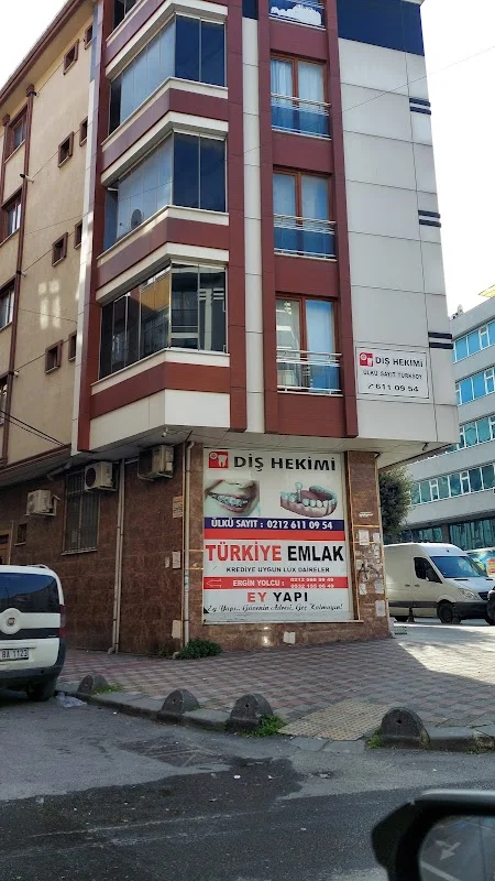 Diş Hekimi Ülkü Sayıt Türksoy