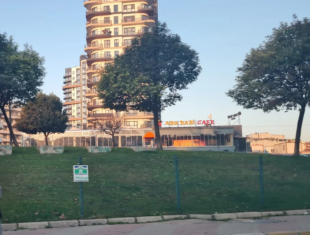 Abu Dabi Cafe