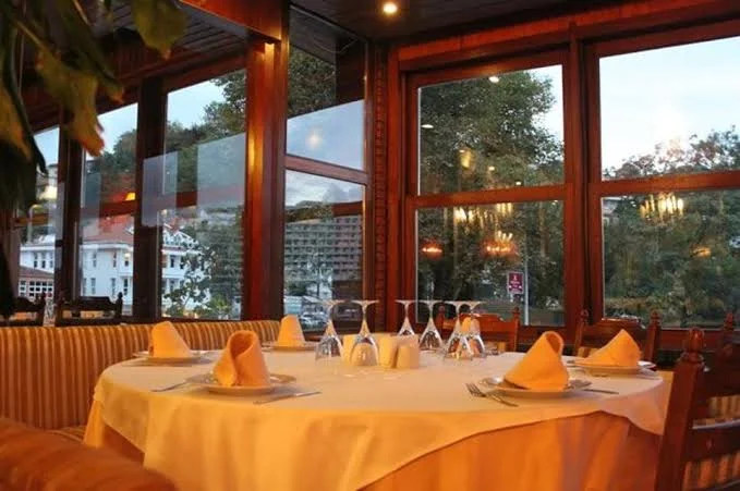 GARAJ RESTORAN