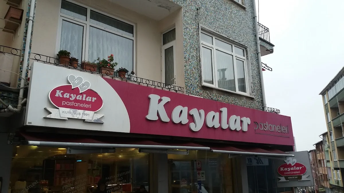Kayalar Pastanesi