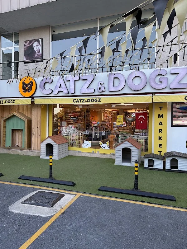 Catz & Dogz Petland