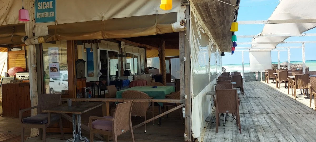 PRUVA BEACH CAFE