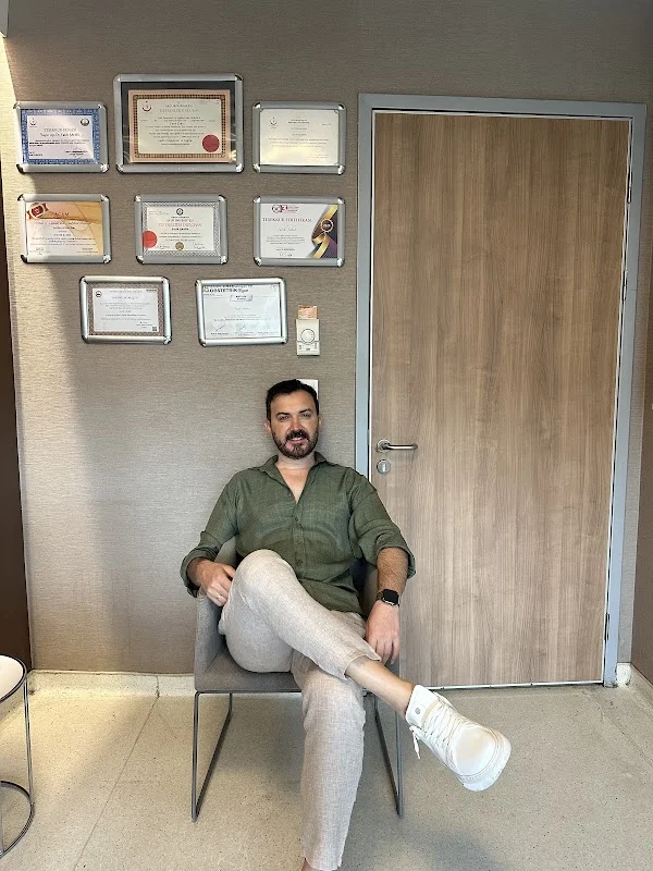 Doç. Dr. Fatih ŞAHİN | Kadın Hastalıkları ve Doğum Uzmanı