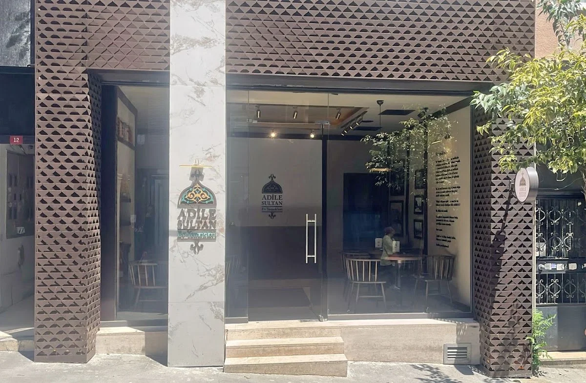Adile Sultan Ev Yemekleri - Nişantaşı Restoranı