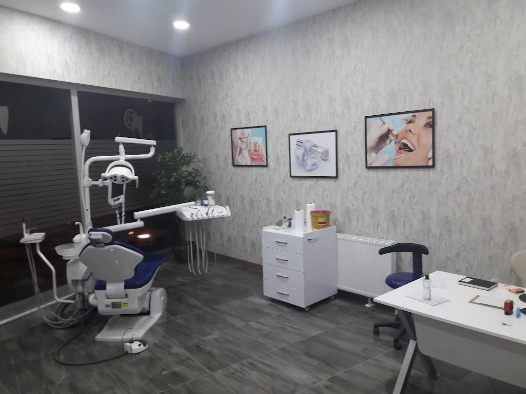 Ahmet Haydari Diş Kliniği