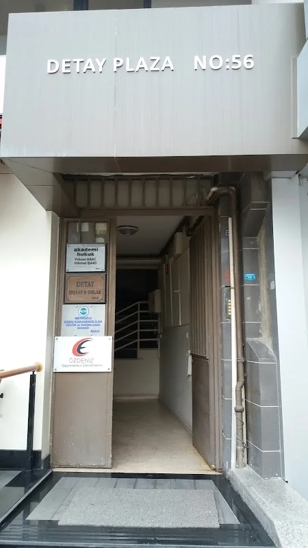 Akademi Hukuk
