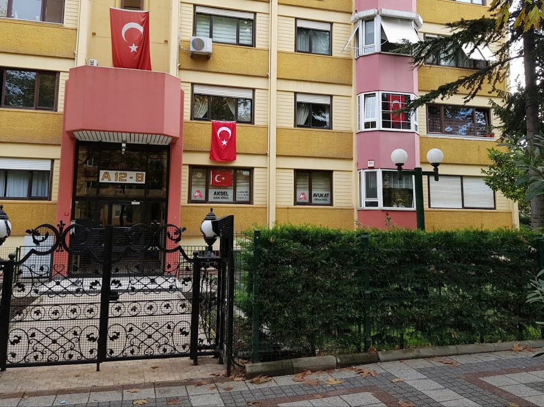 AKSEL AVUKATLIK VE ARABULUCULUK BÜROSU - Bakırköy, İstanbul
