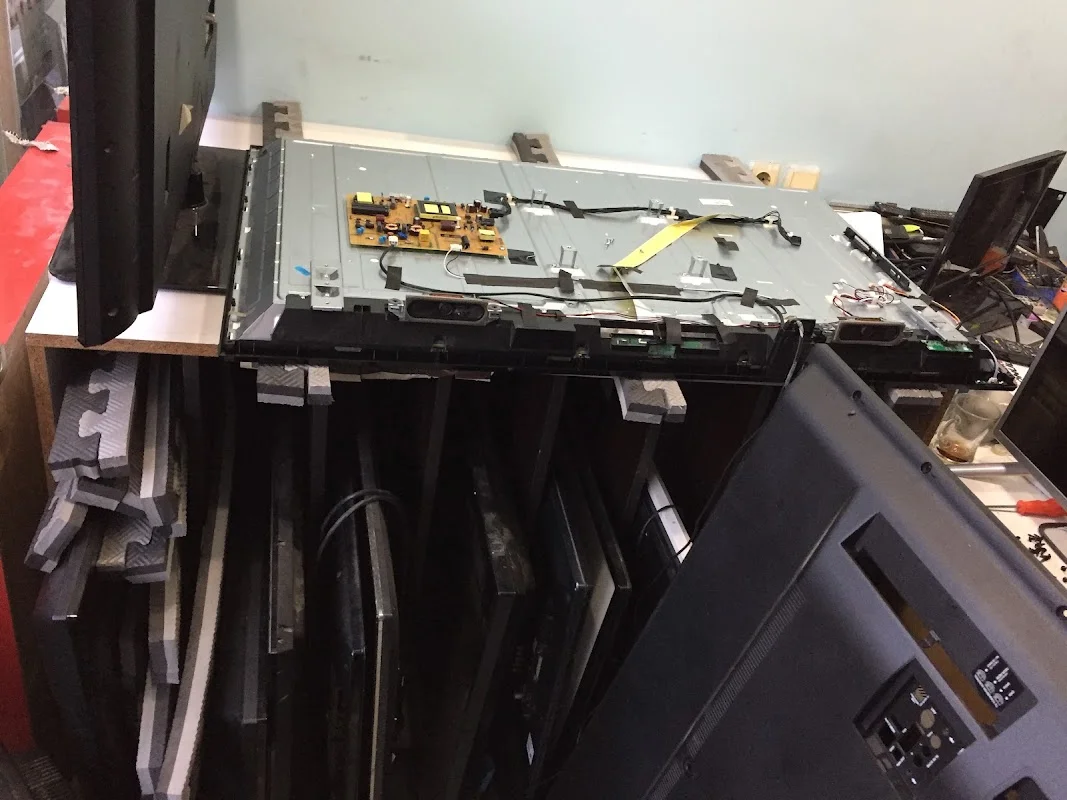 Akyüz Elektronik Özel Tv.Tamir Servisi - Pendik, İstanbul
