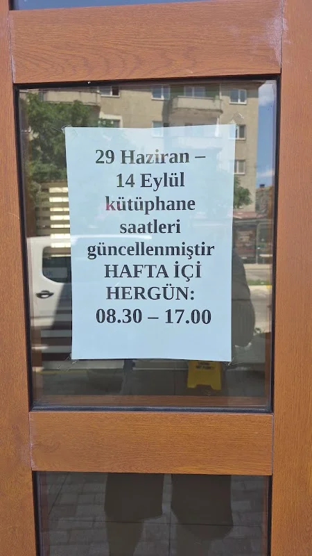 Ali Ulvi Kurucu Bilgi Evi Ve Spor Merkezi