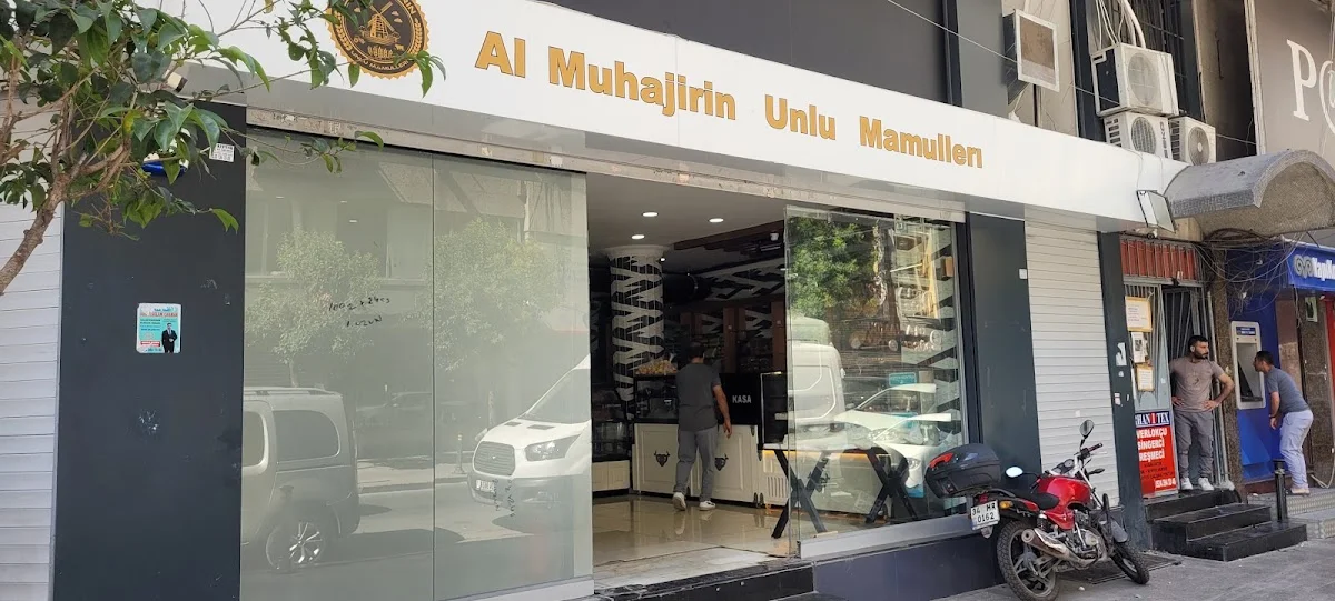 ALMUHAJIRIN UNLU MAMULLERI