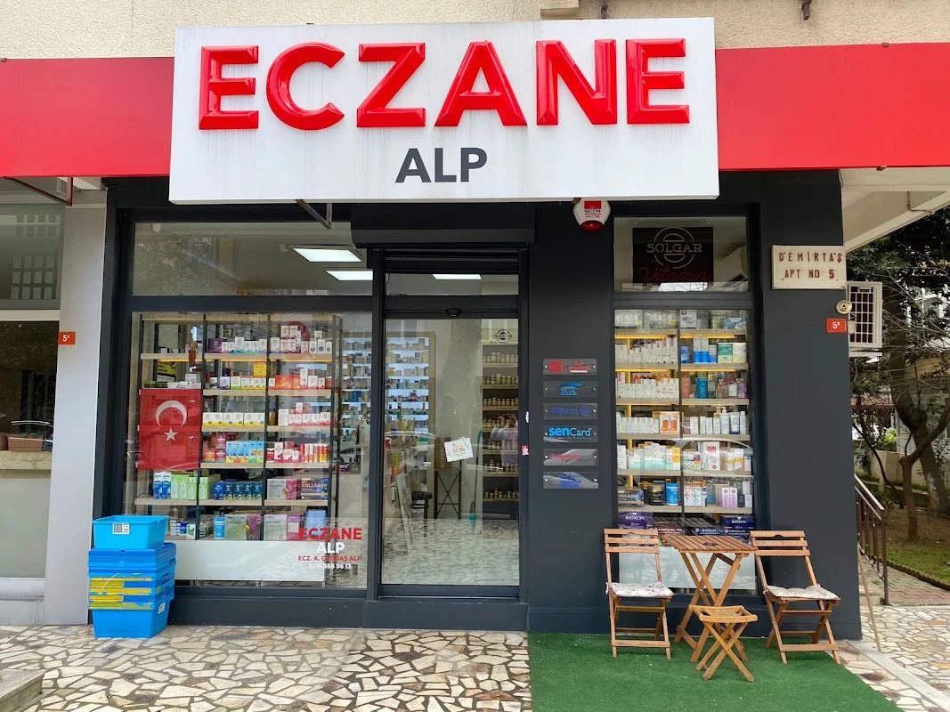 Alp Eczanesi