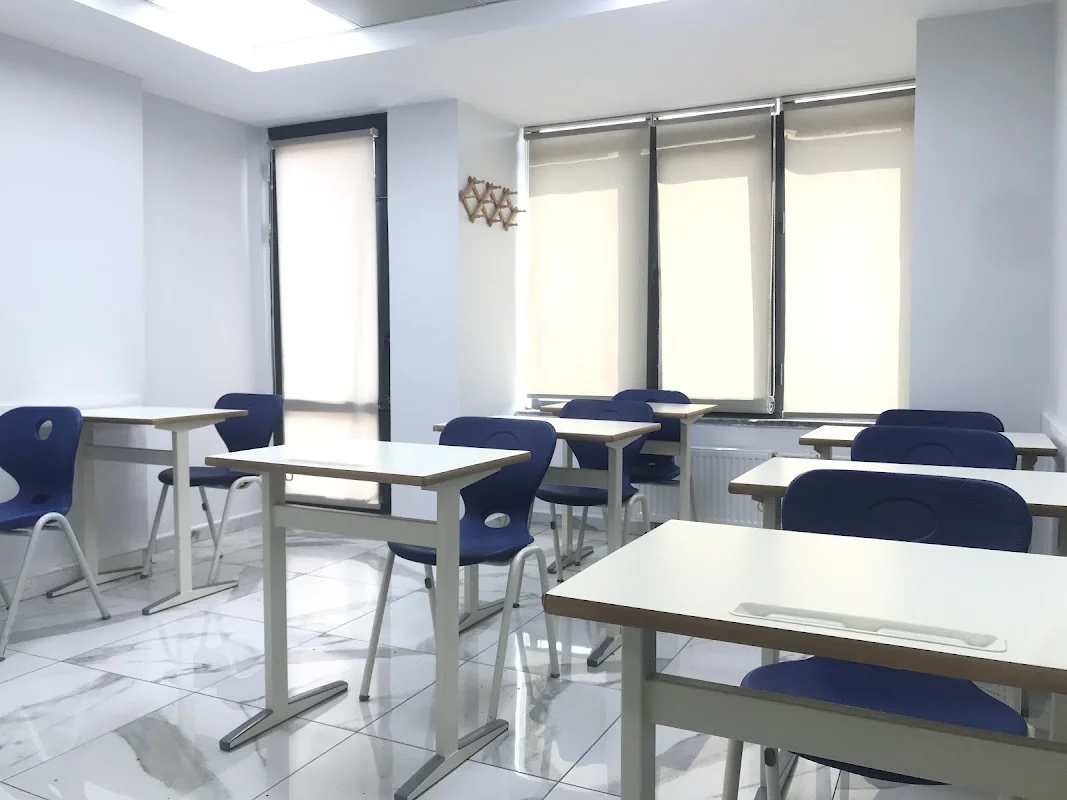 Altunizade Akademi