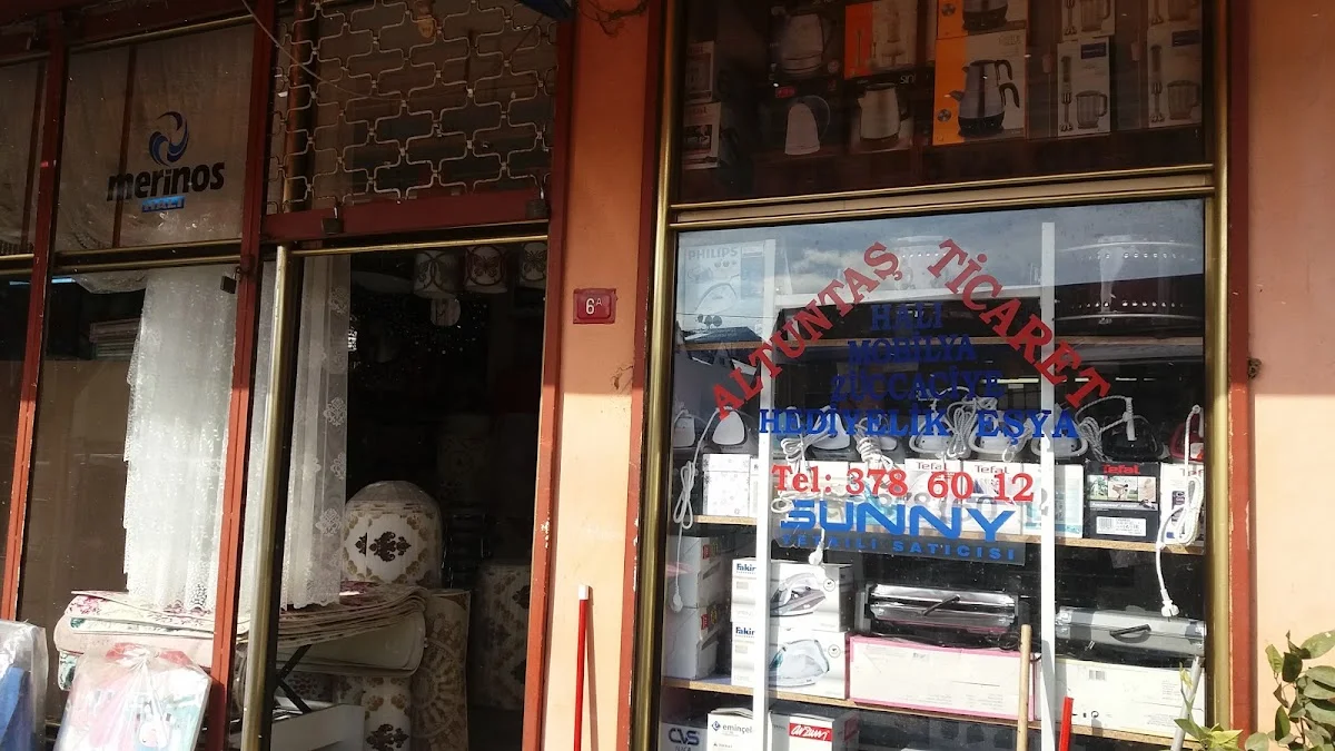 Altuntaş Ticaret Halı Mobilya Züccaciye Hediyelik Eşya