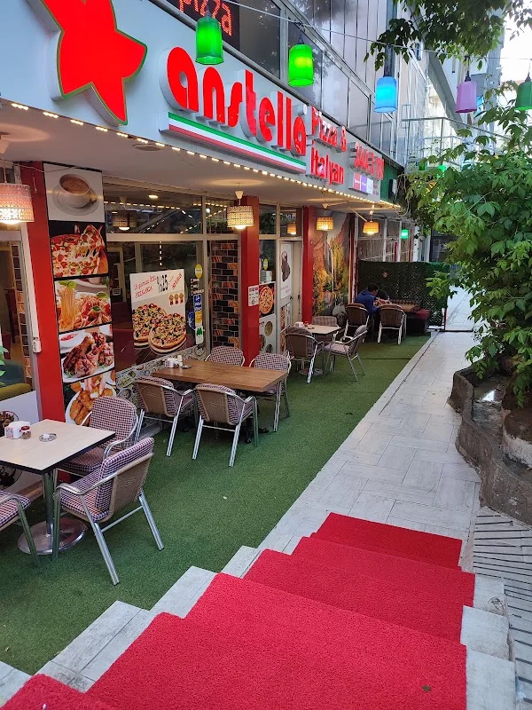Anstella pizza ve makarna