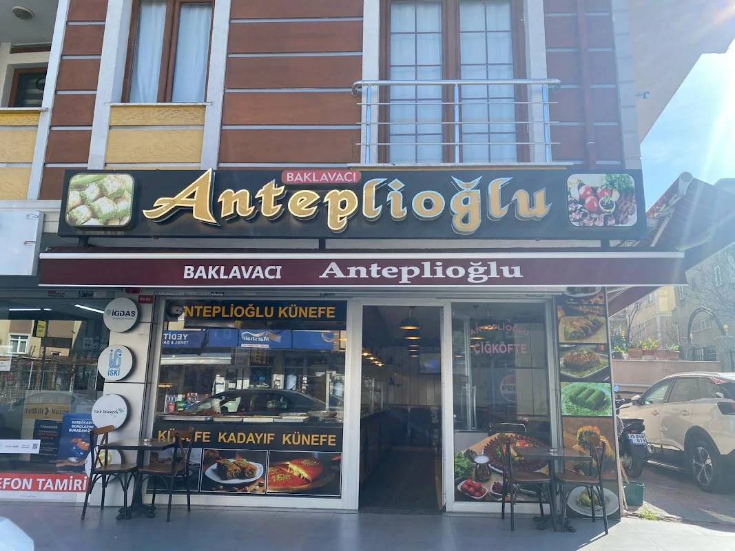 ANTEPLİOĞLU BAKLAVA & TATLI